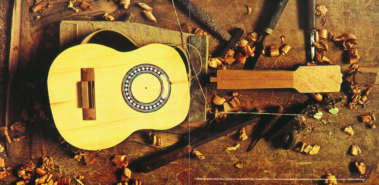 Obra 81: Encarte Cavaquinho, Paulinho da viola, de Elifas Andreato, 1980.